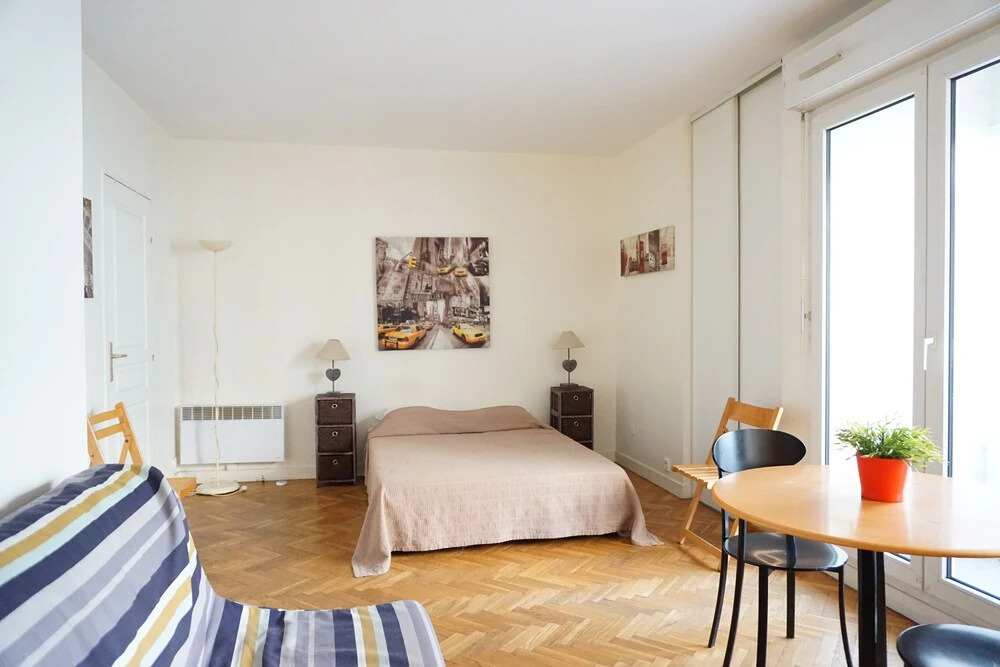 Grenelle - Studio - Paris 7