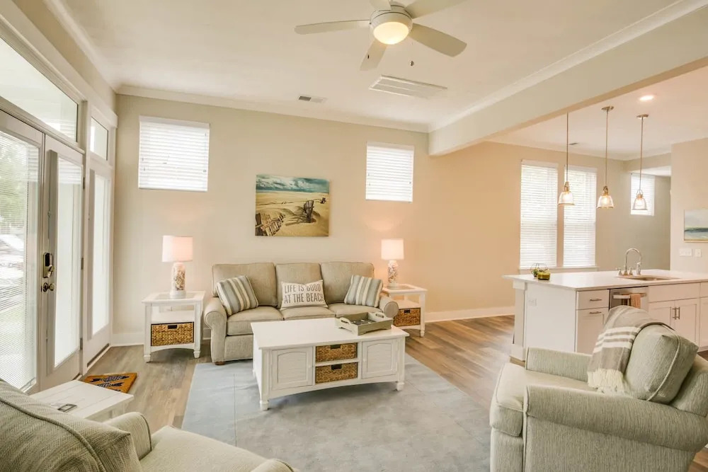Gorgeous New Modern Farmhouse-style Townhouse Just Blocks From the Virginia Beach Oceanfront