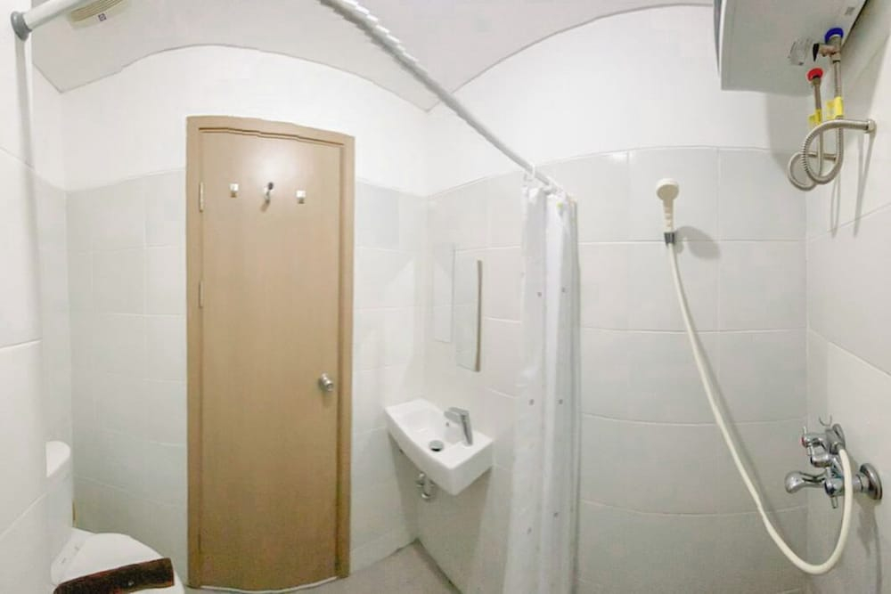 Lovely 1Br (No Living Room) At Apartment Cordova Edupartment Semarang