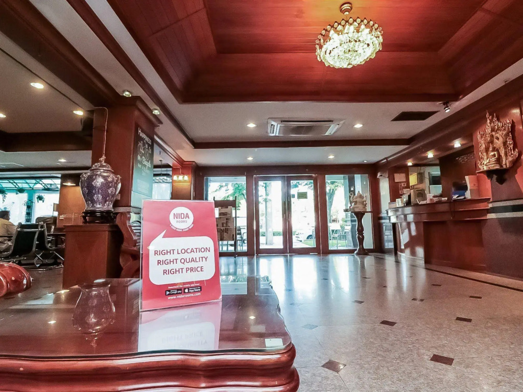 Nida Rooms Charoenrat Bangklo Boulevard at Howard Square