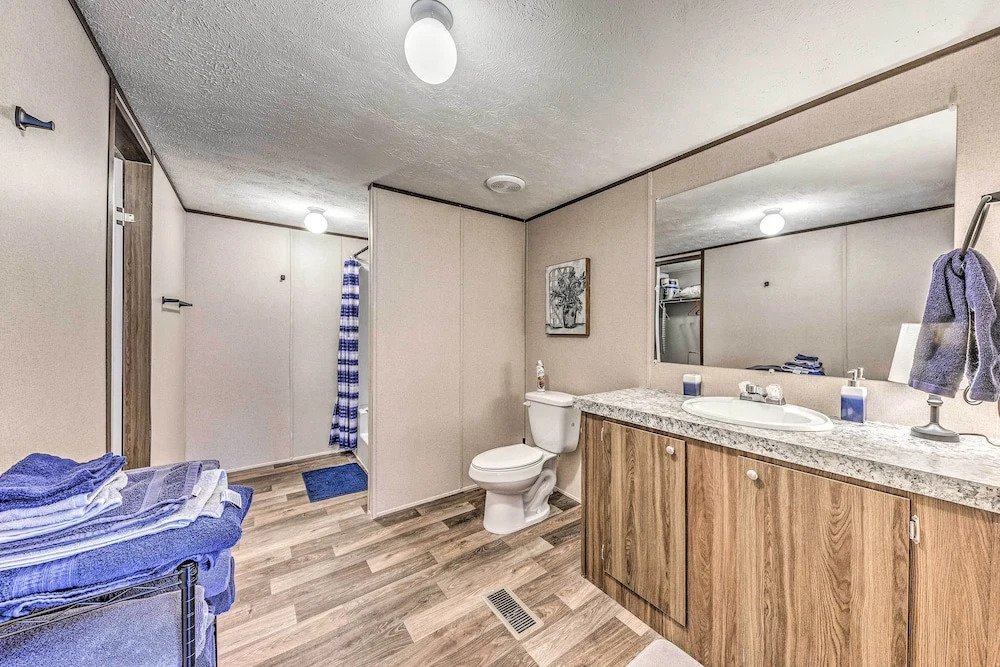 Ruidoso Home Near Golfing, Hiking & Shopping