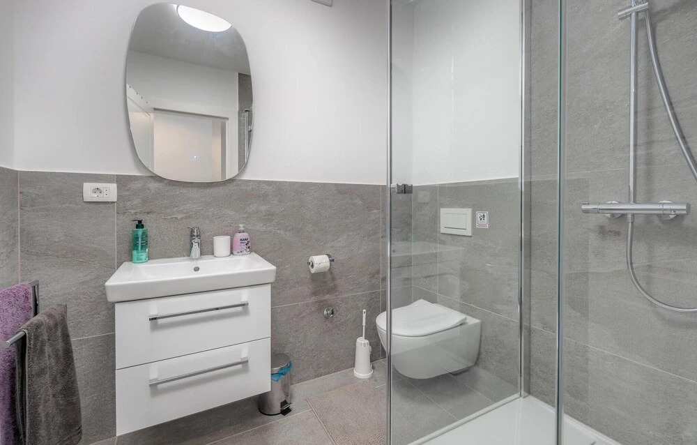 Nice Apartment in Kostrena With 3 Bedrooms and Wifi