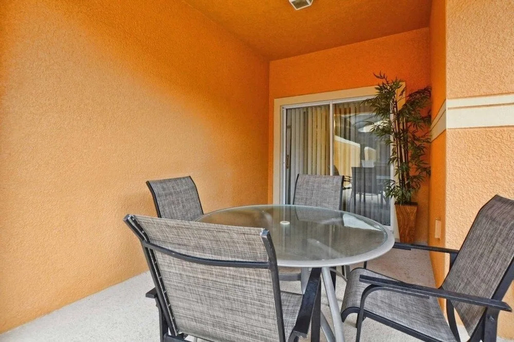 Paradise Palms- 4 Bed Townhome W/splashpool-3250pp 4 Bedroom Townhouse by Redawning