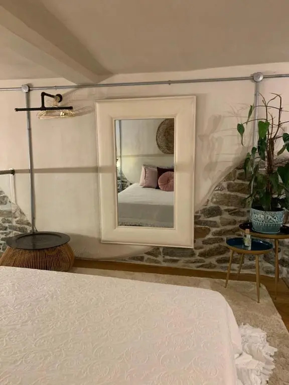 Akakia’s house