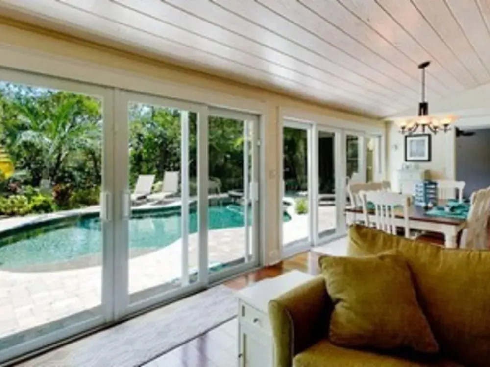 Paradise Pointe