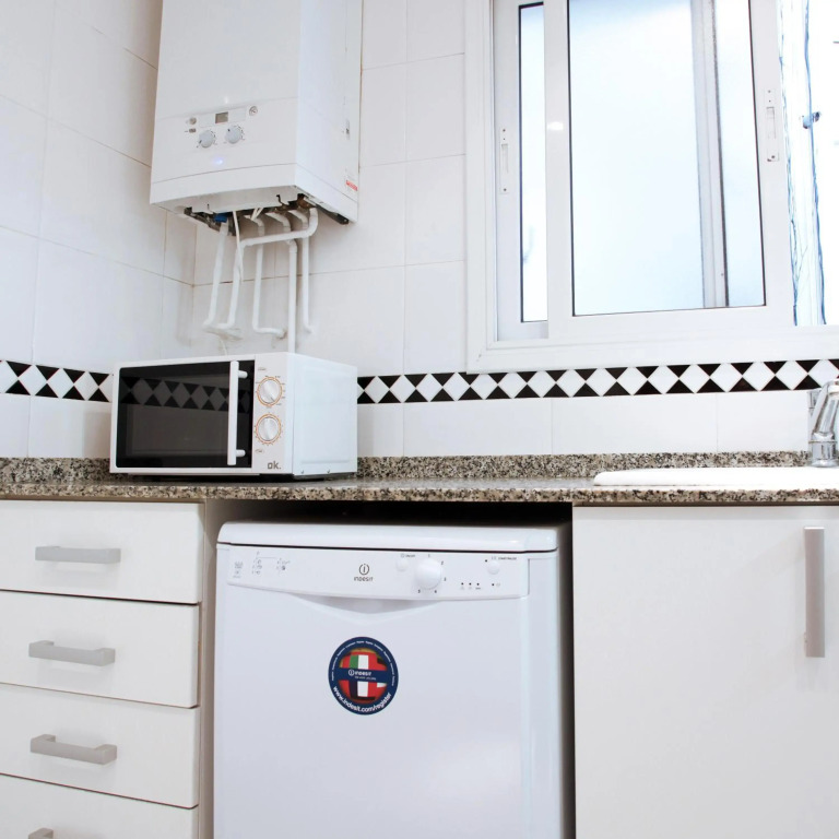 Alguera Apartments Napols