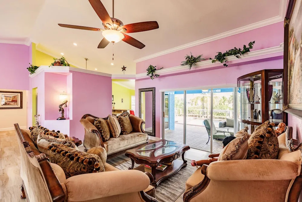 Villa Candy by Pretty Cape Homes