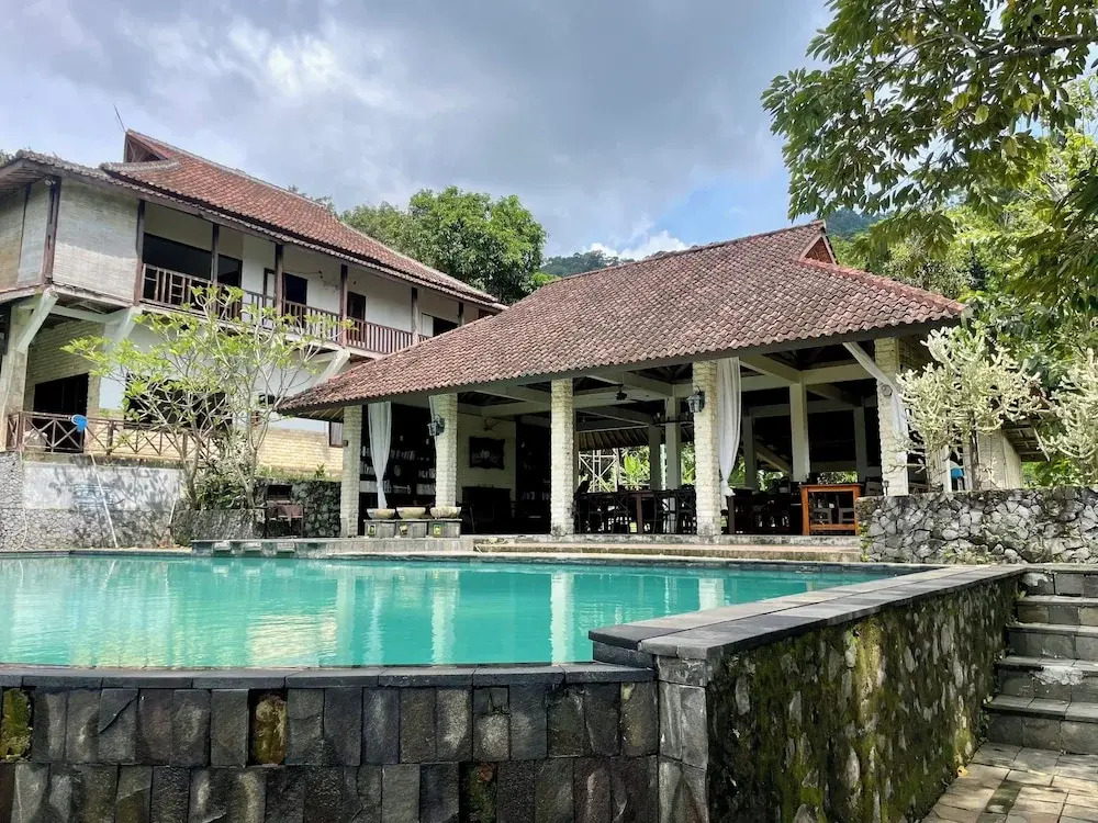 Covehill Green Resort
