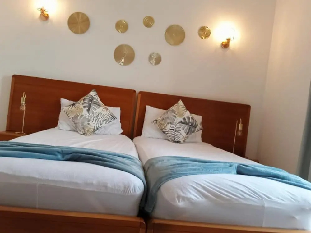 2bed-vila-verde Sal Cape Verde-balcony-pool