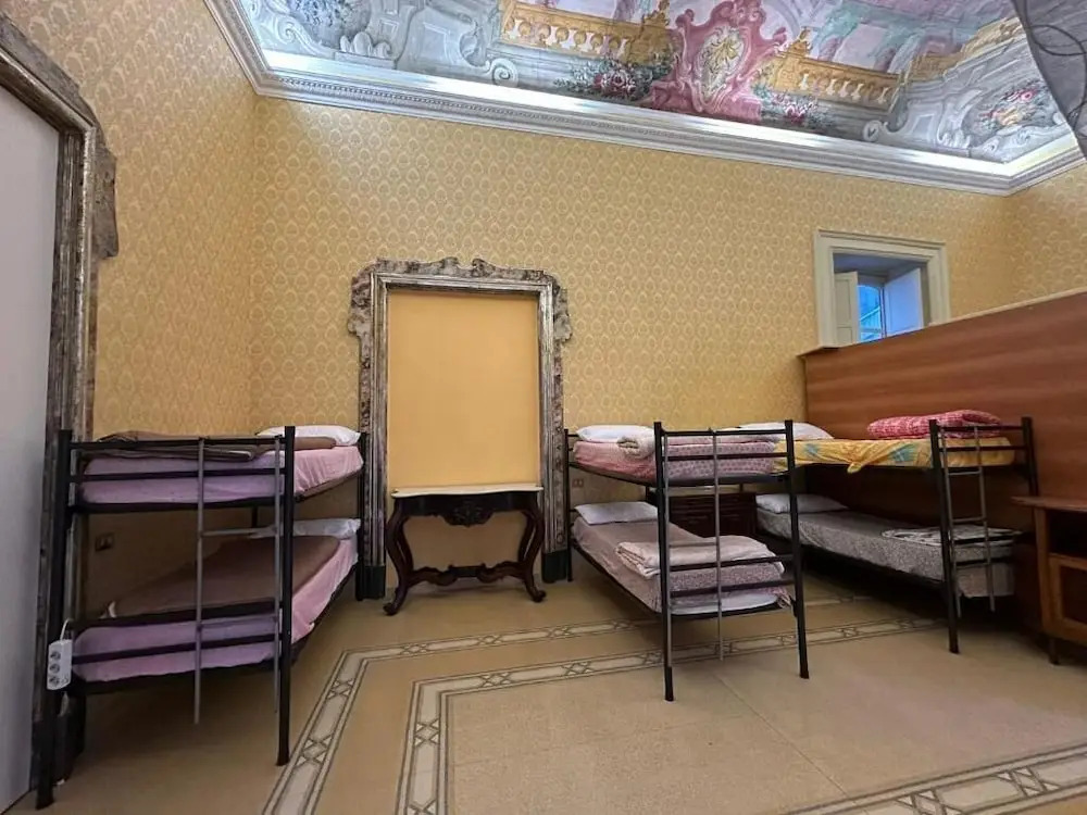 Salerno Experience Hostel