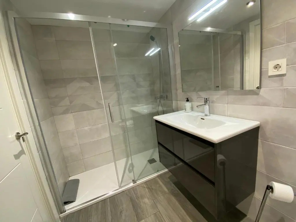 Apartamentos Dos Torres Frodo - Parking privado gratis