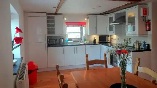 Penthouse 4 - Luxury Harbourside Apartment - 104