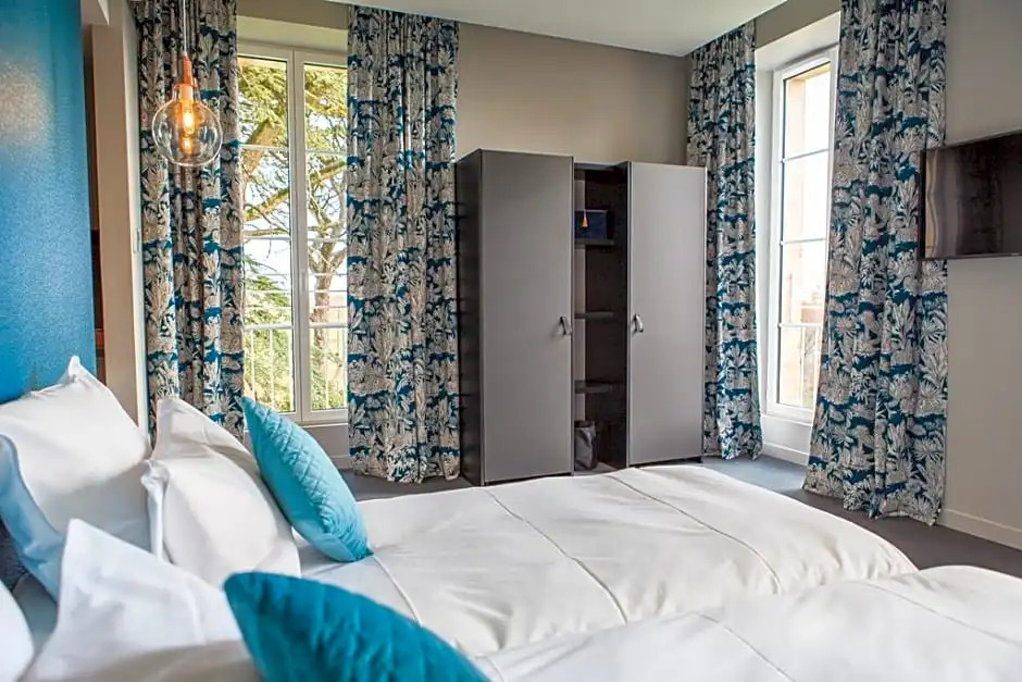 Chateau de Tauzies, The Originals Relais
