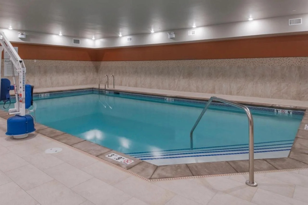 Holiday Inn Express & Suites - The Dalles by IHG