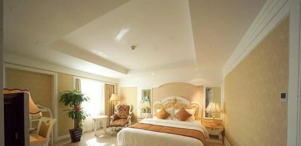 Winner International Hotel