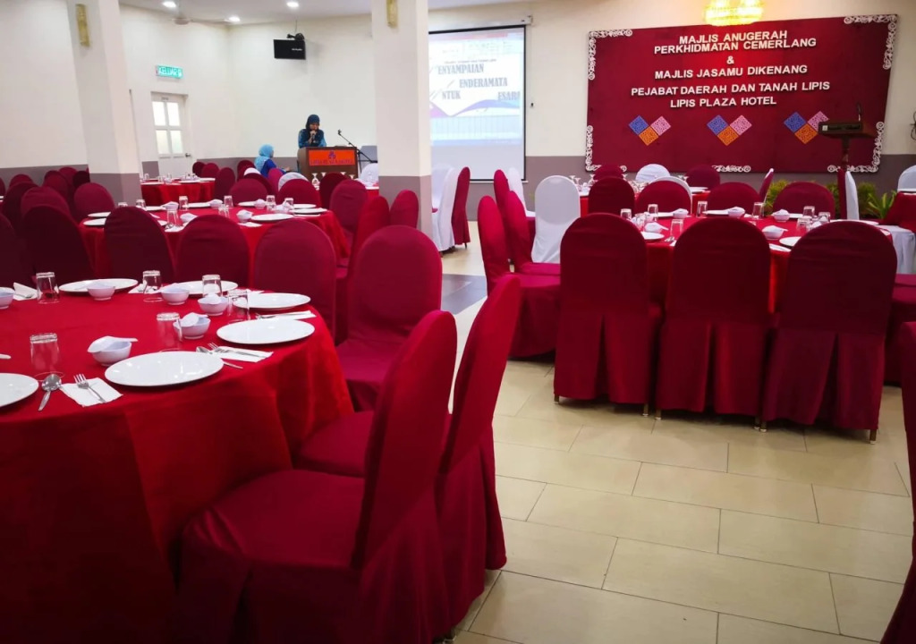 Lipis Plaza Hotel