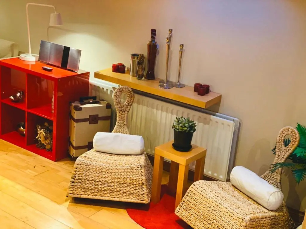 Isolated Self'contained Studio in leafy Belfast