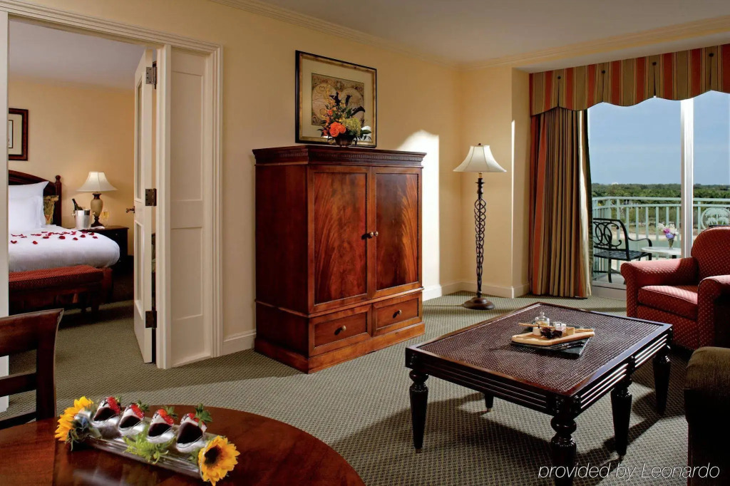 The Ritz-Carlton Naples, Tiburon