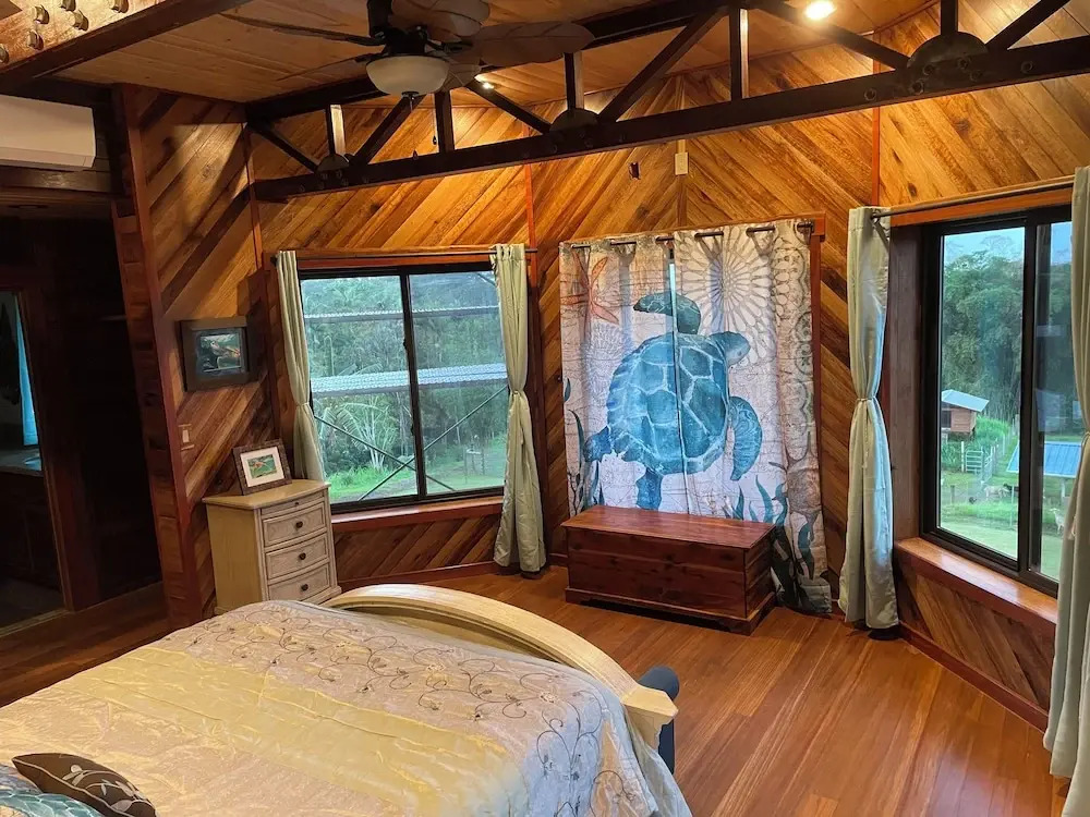 Hawaii Magic Skies B&B Farmstay
