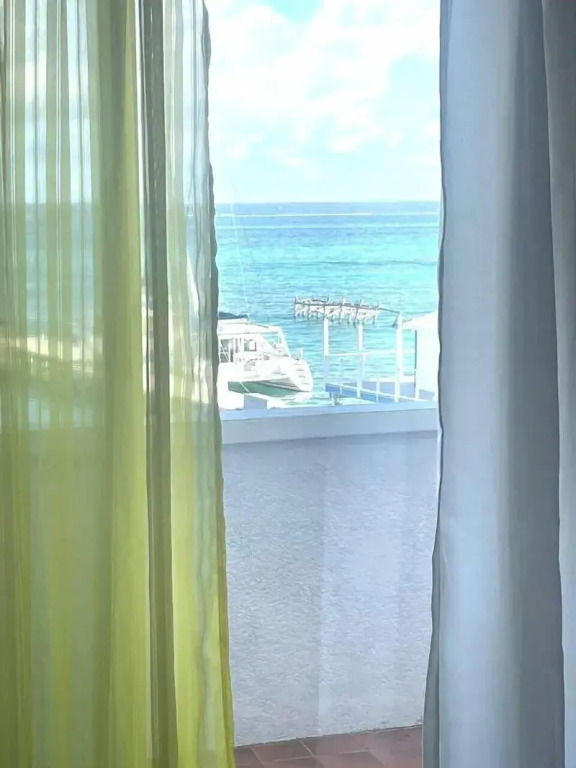 Spindrift Hotel