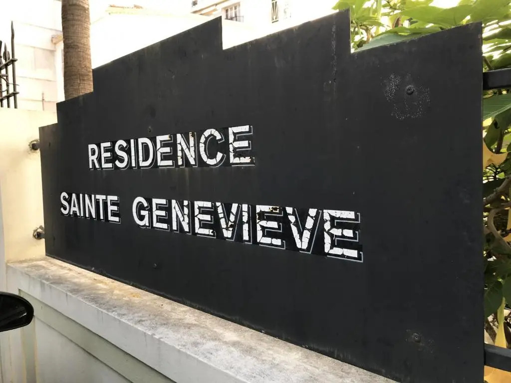 BH - 4 PEOPLE - Flat close to railway station and sea
