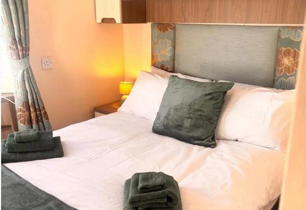 Sleeps 8 - Peaceful Coastal Caravan - Wemyss Bay