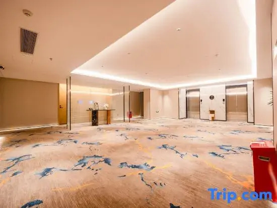 Haiyi International Hotel Huaiji