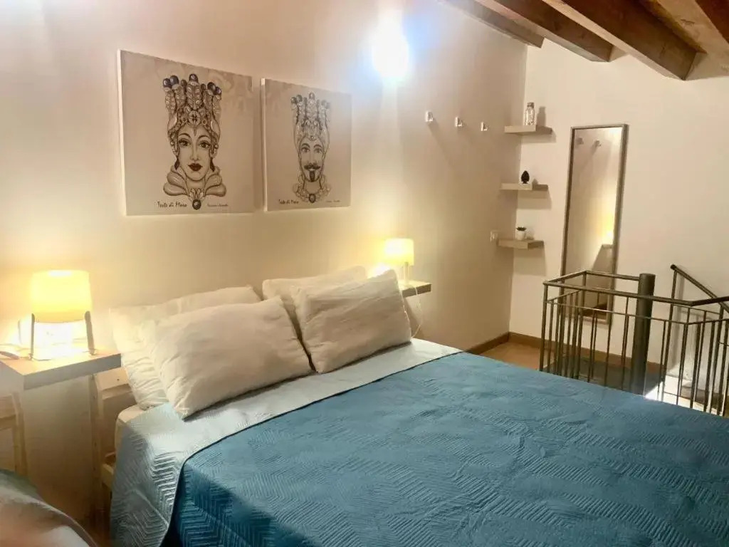 Meg Sicily House