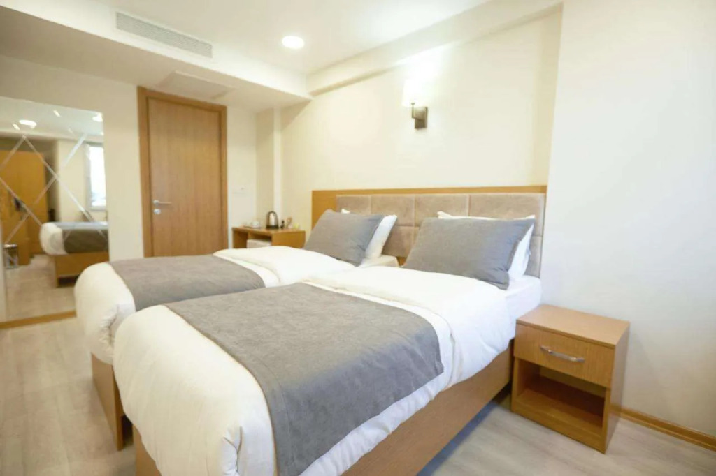 Kartal Palace Taksim Square FAMILY HOTEL