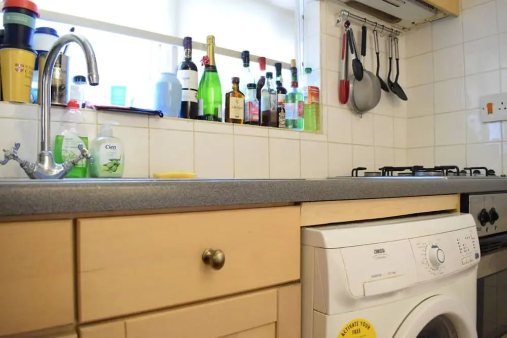 2 Bedroom Islington Apartment With Terrace Sleeps 4