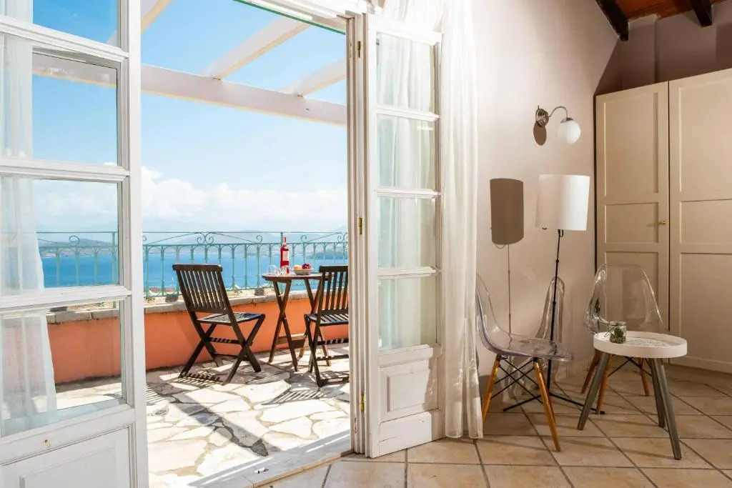 Villa Aloni Sinies