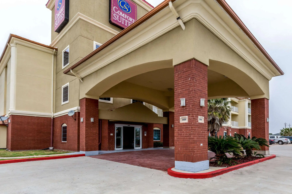 Comfort Suites Galveston Cruise Port Area - Beachside