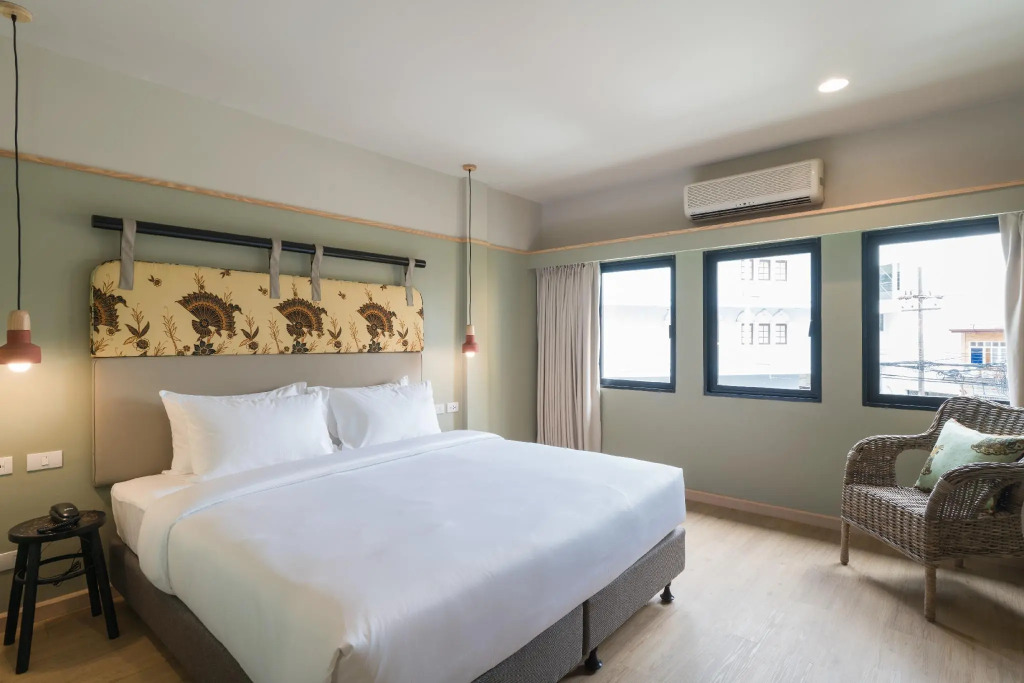 The Blanket Hotel Phuket Old Town