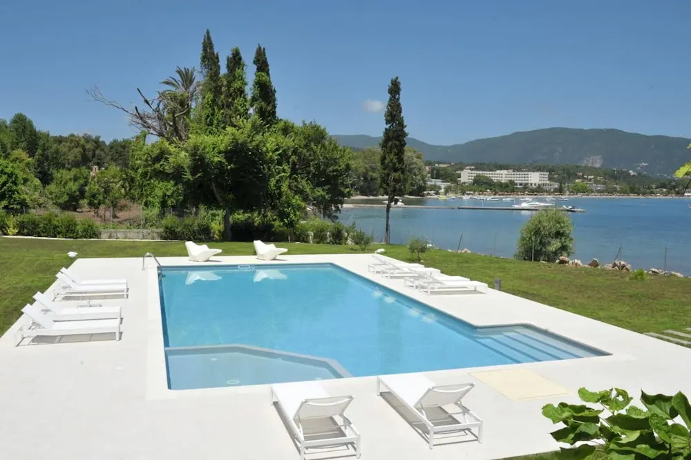 Lovely 8-bed Villa in Ano Korakiana - Villa K&K