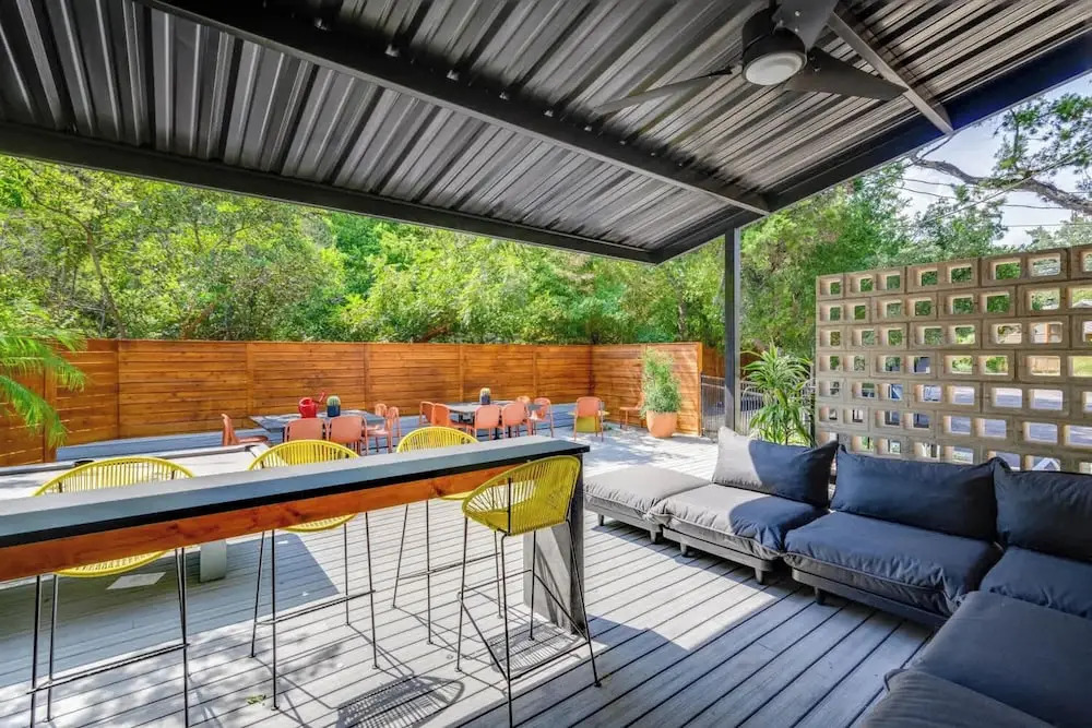Prime SoCo boutique studios with laundry WiFi 7 Min to DT