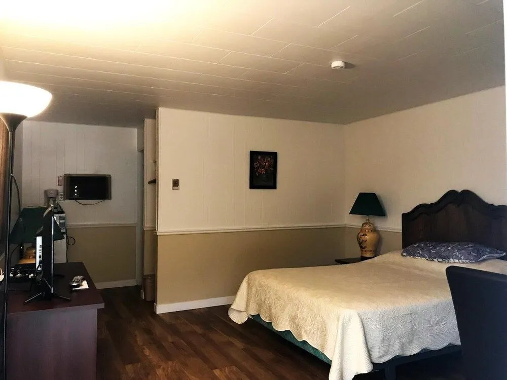 Tumbleweed Motel