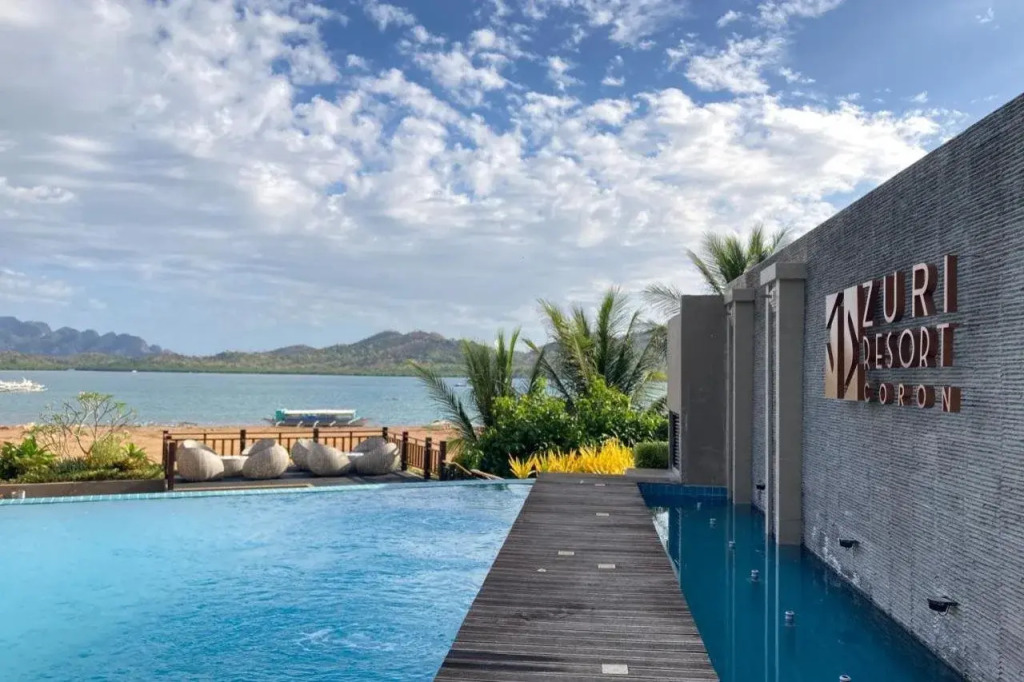 Zuri Resort