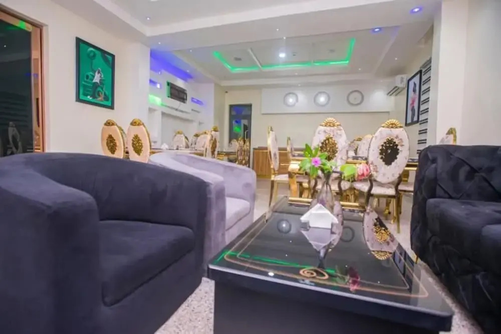 Chinbell Luxury Hotel & Suites