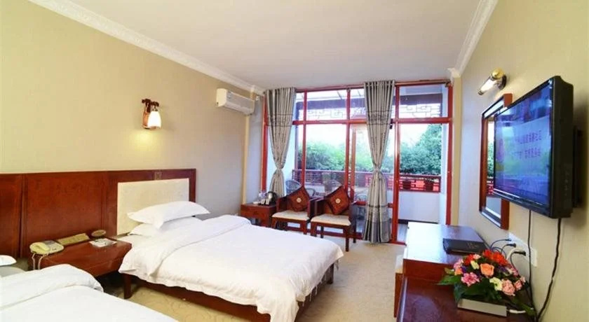 Yangshuo Imperial City Hotel