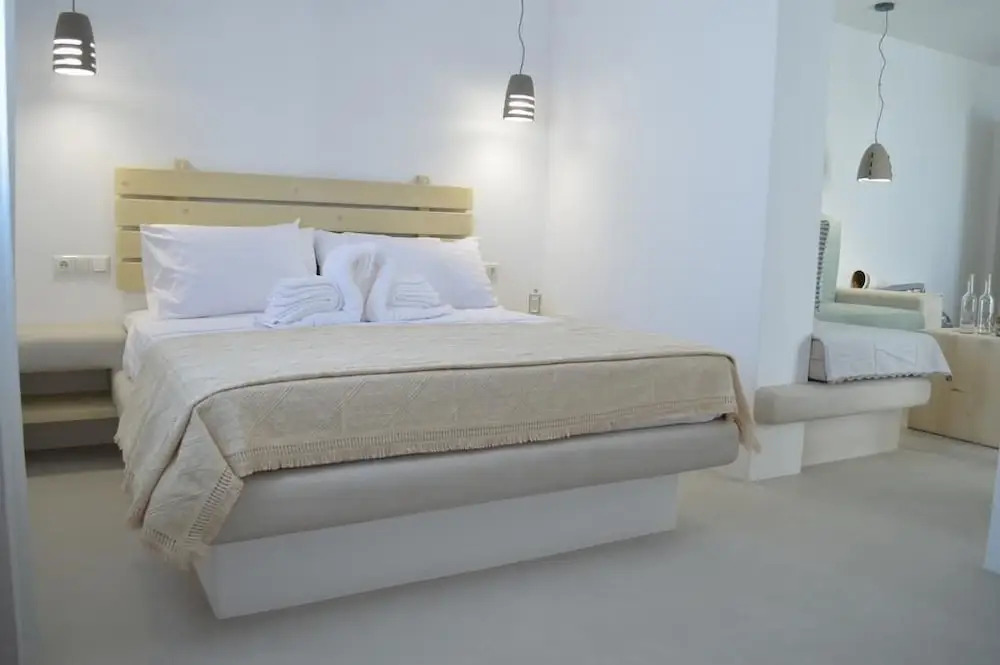 Allegro Luxury Suites