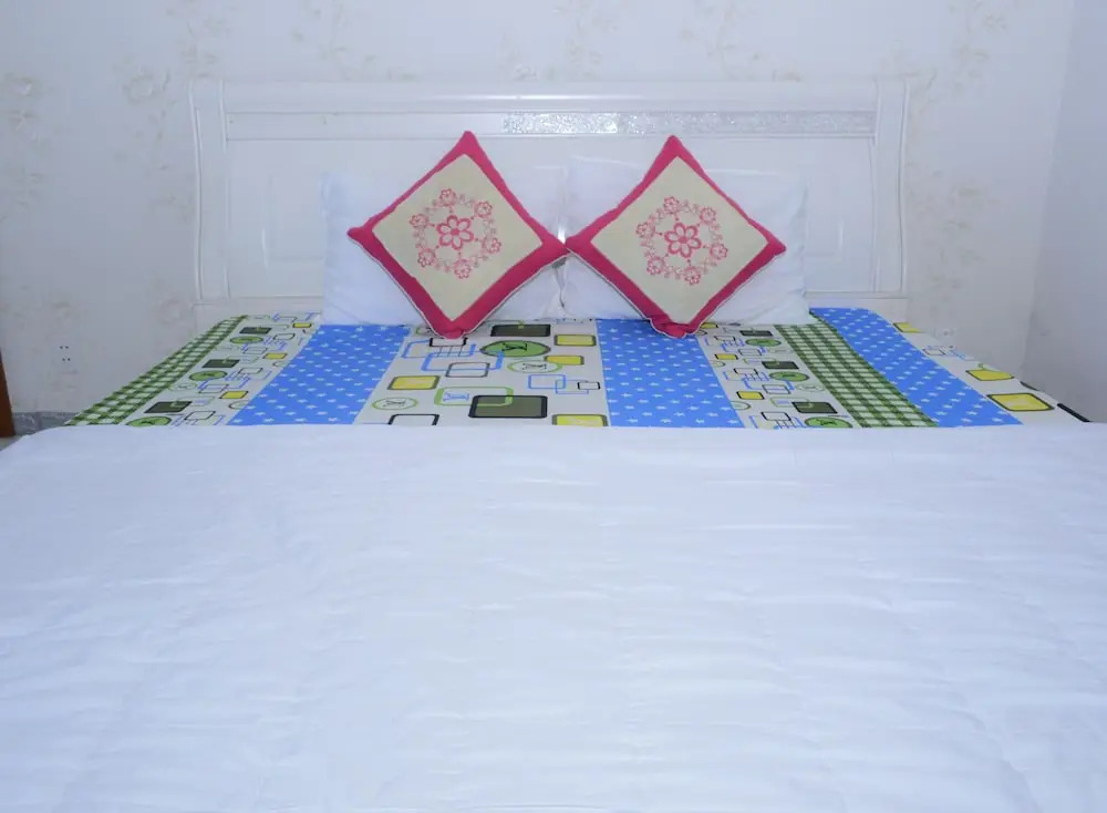 Anna Luxury