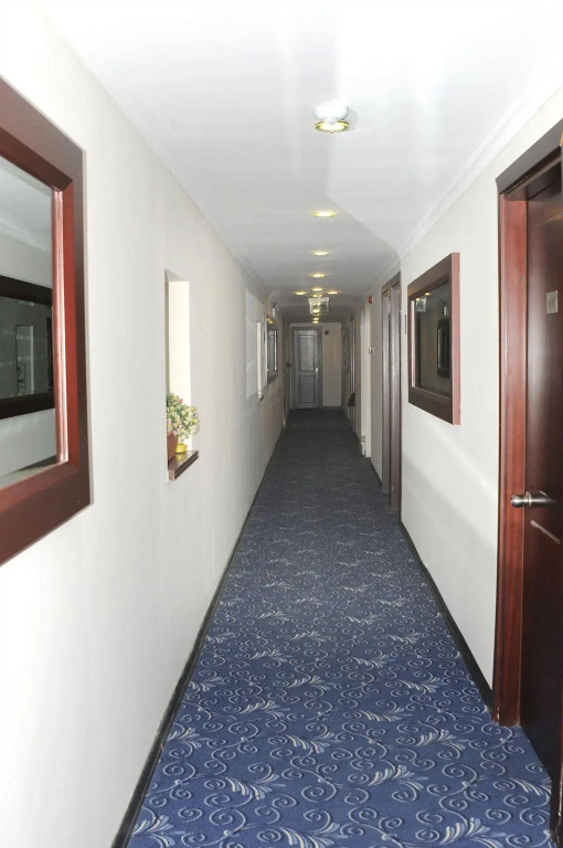 Ronax Hotel