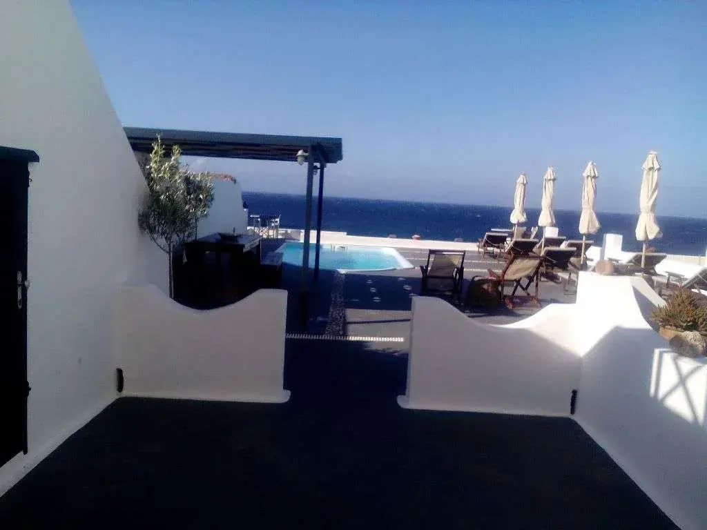 Vrachia Studios & Apartments