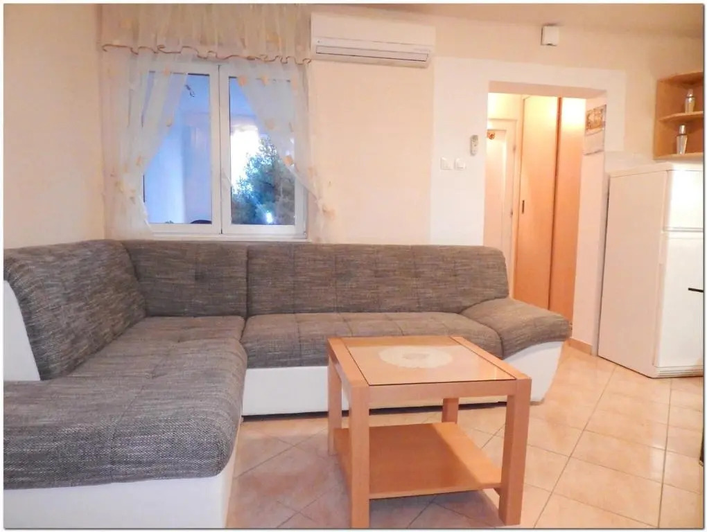 Apartment Zdravko