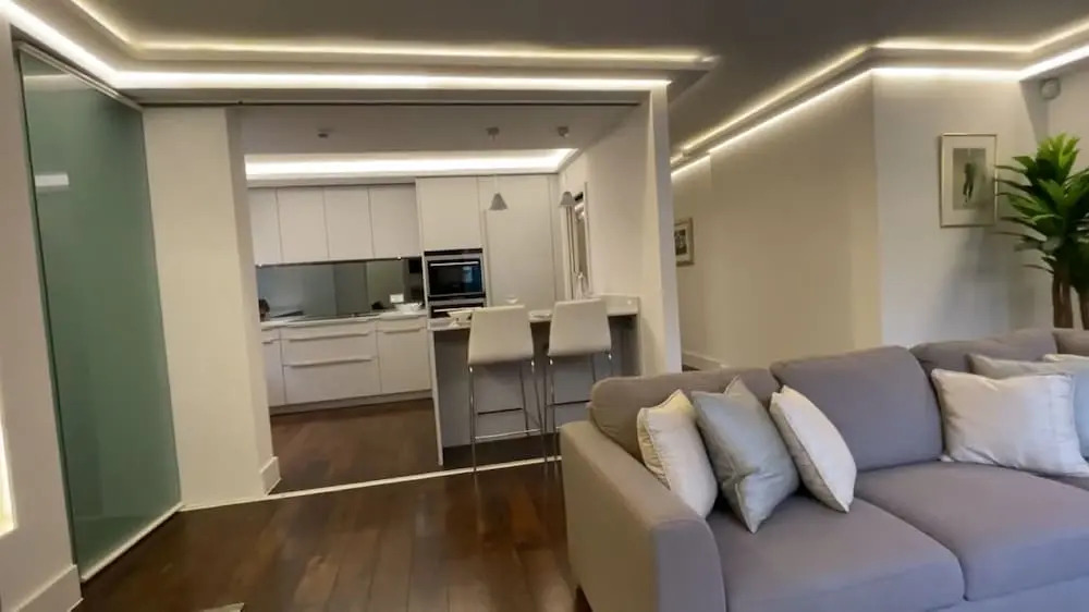 Two Bedroom Flat in Belgravia