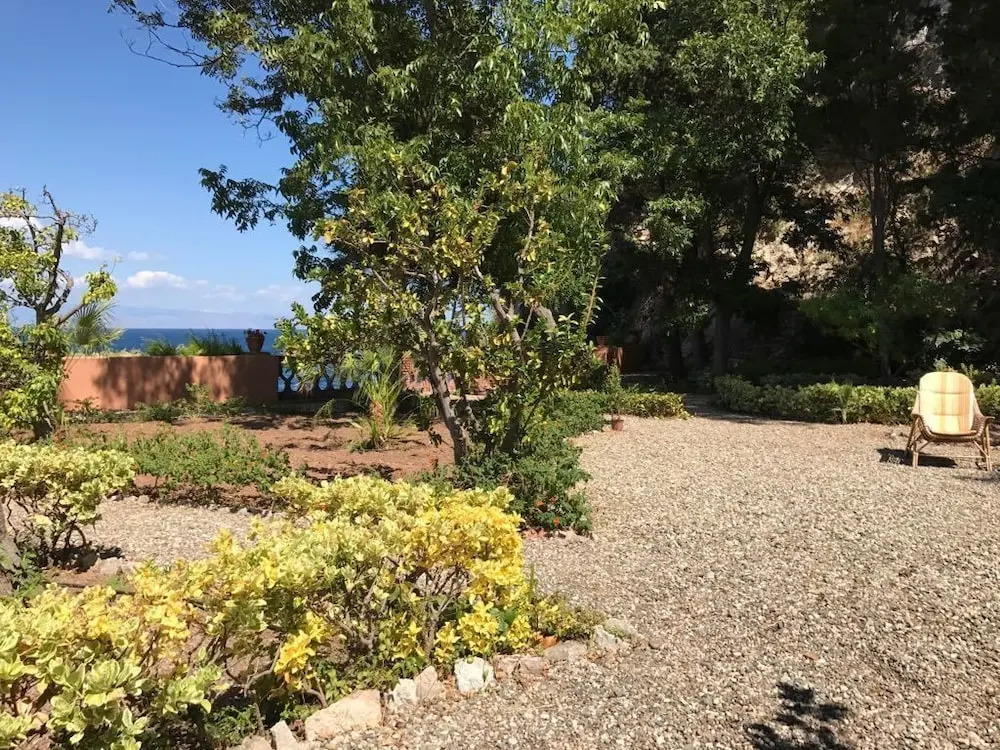 Exclusive Property Taormina