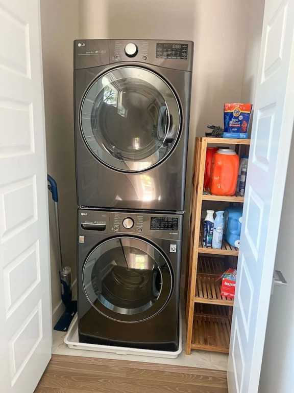 Upstay - Eastside Home w Patio  BBQ - Mins to DT, Austin