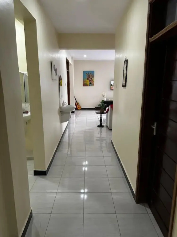 Girrafe Apartments