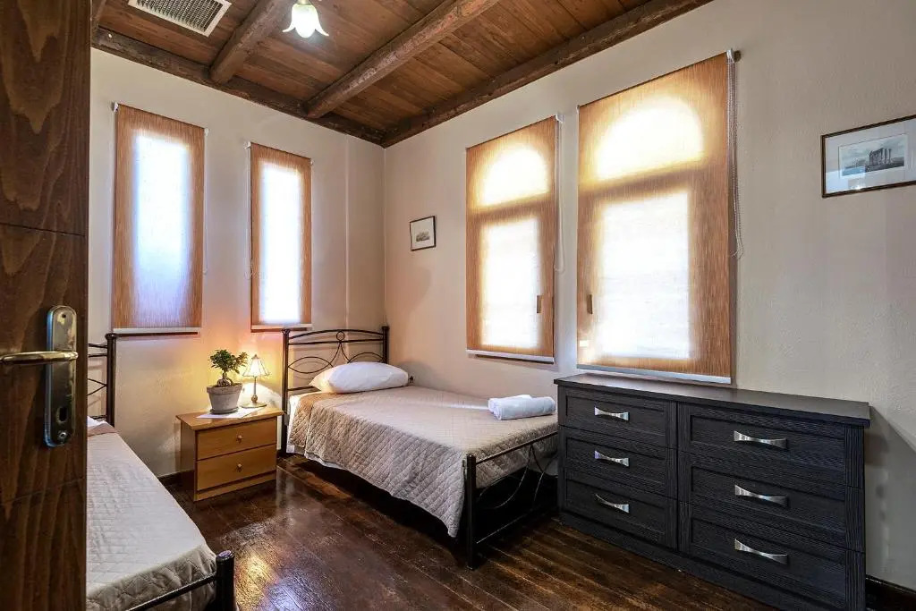 Selana House