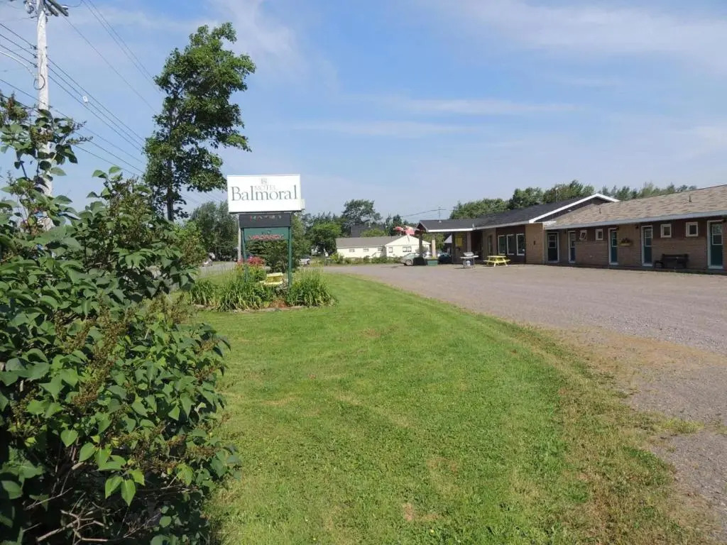 Balmoral Motel